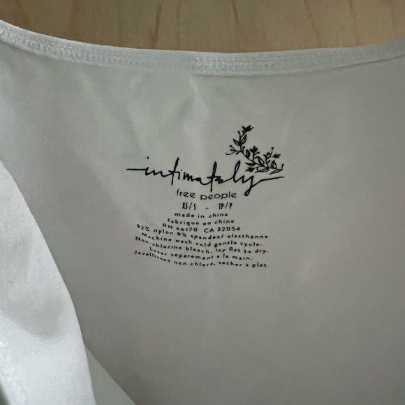 White Cropped Tank Top - Picture 7 of 7